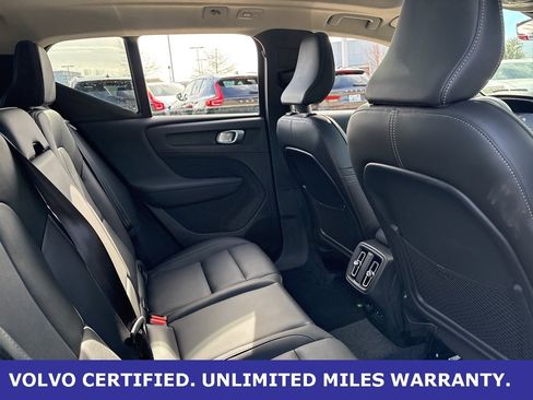 Certified 2025 Volvo XC40 B5 Core image 11