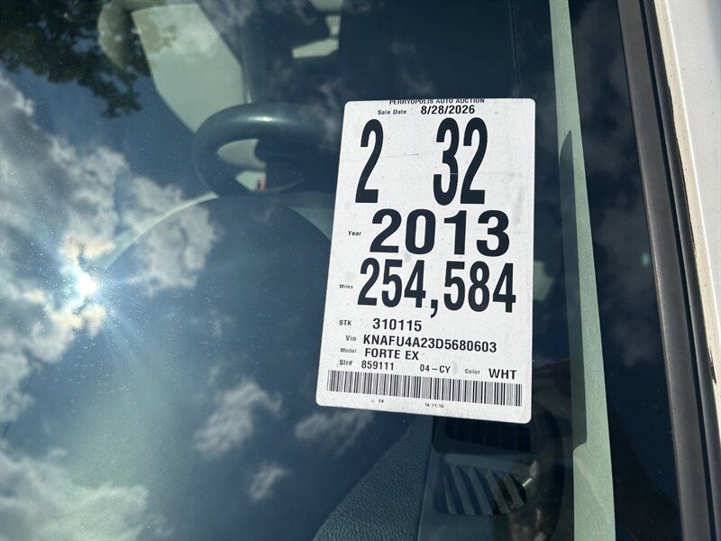 Used 2013 Kia Forte EX FWD image 33