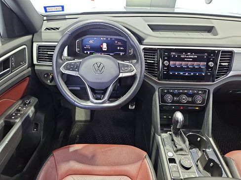 Certified 2023 Volkswagen Atlas Cross Sport SEL Premium R-Line AWD/4WD image 14