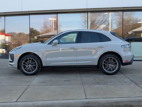 New 2026 Porsche Macan AWD/4WD image 2