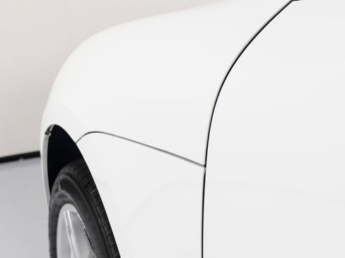 Certified 2026 Porsche Macan AWD/4WD image 47