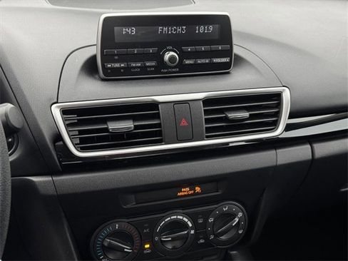 Used 2014 MAZDA MAZDA3 i Sport image 16