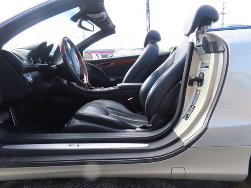 Used 2003 Mercedes-Benz SL 500 image 12