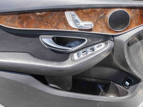 Used 2015 Mercedes-Benz C 300 4MATIC Sedan image 20