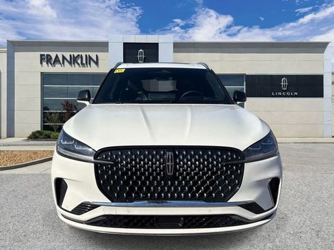 New 2026 Lincoln Aviator Black Label w/ Dynamic Handling Package AWD/4WD image 2