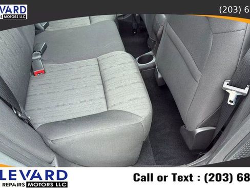 Used 2010 Ford Focus SE image 29