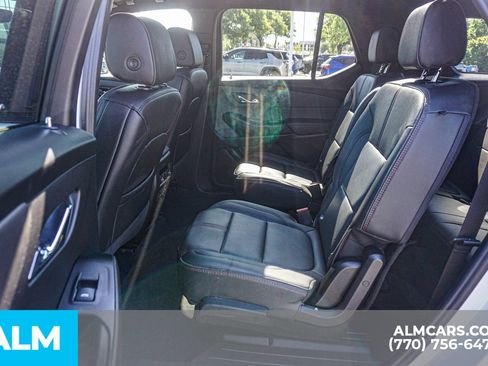 Used 2023 Chevrolet Traverse RS AWD/4WD image 23
