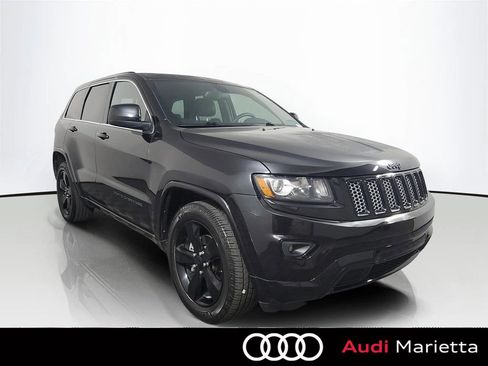 Used 2015 Jeep Grand Cherokee Altitude image 1