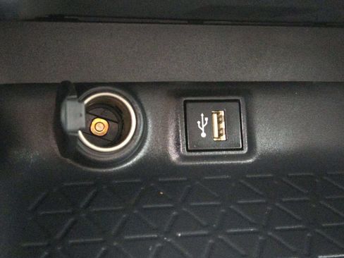 Certified 2025 Toyota RAV4 XLE w/ Convenience Package AWD/4WD image 24