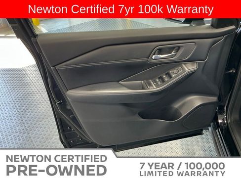 Used 2024 Nissan Rogue SV w/ SV Premium Package AWD/4WD image 38