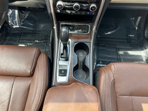 Used 2019 Subaru Ascent Touring AWD/4WD image 29