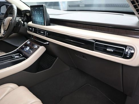 Used 2022 Lincoln Aviator Reserve w/ Equipment Group 201A RWD image 25