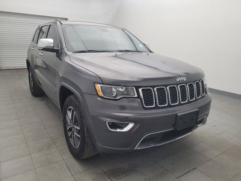 Used 2018 Jeep Grand Cherokee Limited image 13