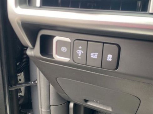 New 2026 Hyundai Santa Fe SE FWD image 16