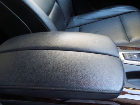 Used 2012 BMW X5 xDrive35d image 12