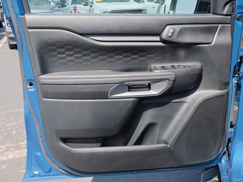 Used 2024 Ford Ranger XLT w/ FX4 Off-Road Package image 11