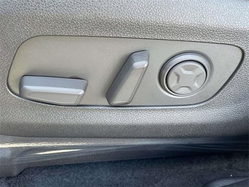 New 2026 Kia Carnival LXS image 29