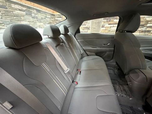 Used 2024 Hyundai Elantra SEL w/ Convenience Package FWD image 33