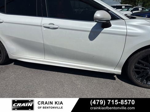 Used 2021 Toyota Camry XSE image 8