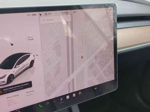 Used 2023 Tesla Model 3 Standard Range RWD image 14