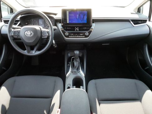 Used 2023 Toyota Corolla LE image 10