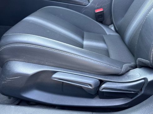 Used 2025 Honda Civic Sport image 12