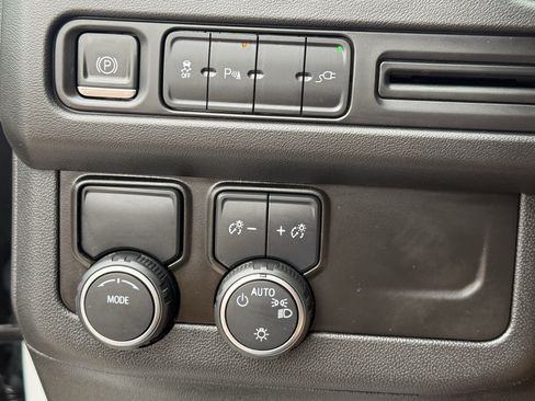 Used 2021 Chevrolet Tahoe RST RWD image 25