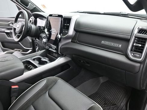 Used 2025 RAM 1500 Laramie w/ Laramie Southwest Edition image 10