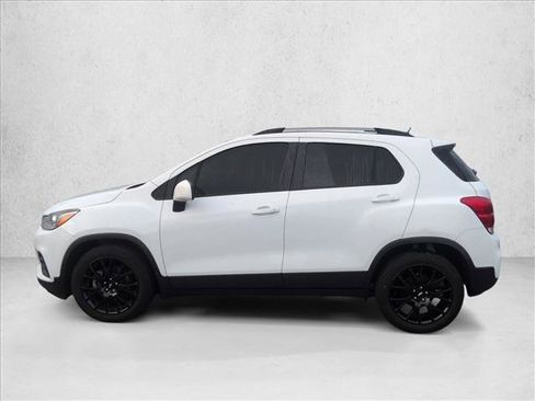 Used 2022 Chevrolet Trax LT w/ Sport Edition image 8