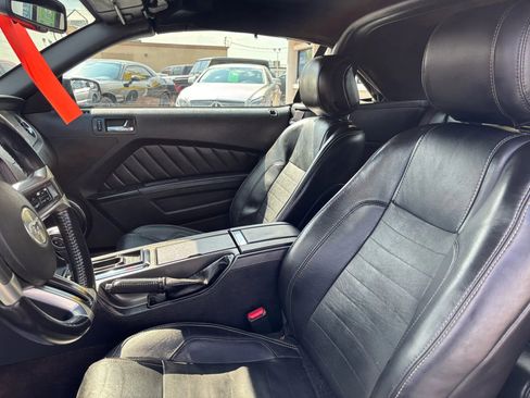 Used 2014 Ford Mustang GT Premium image 8
