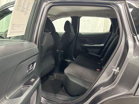 Used 2025 Nissan Kicks S AWD/4WD image 36
