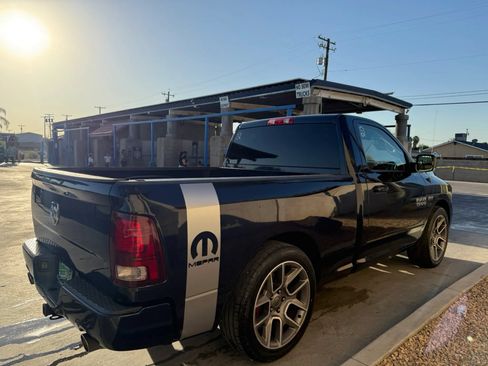 Used 2013 RAM 1500 R/T w/ Convenience Group RWD image 4