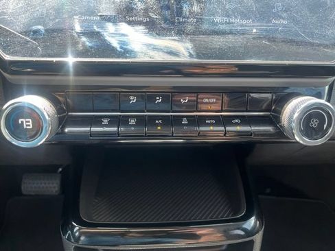 Used 2027 Chevrolet Bolt LT FWD image 35