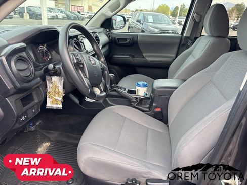 Used 2019 Toyota Tacoma SR image 15