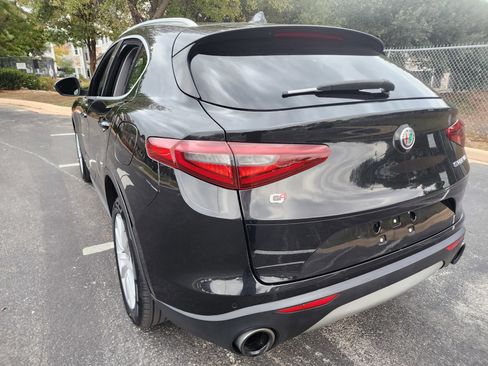 Used 2018 Alfa Romeo Stelvio Ti image 5