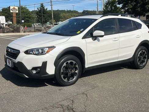 Certified 2022 Subaru Crosstrek 2.0i Premium image 9