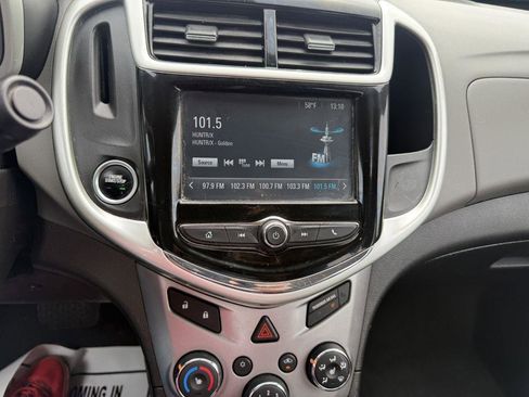 Used 2017 Chevrolet Sonic Premier FWD image 13