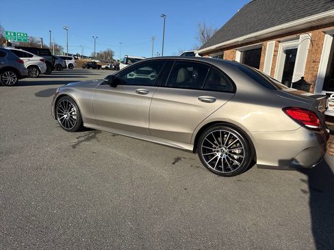 Used 2019 Mercedes-Benz C 300 Sedan image 10