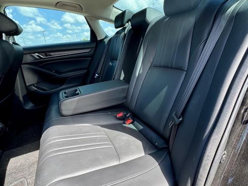 Used 2022 Honda Accord EX-L image 10