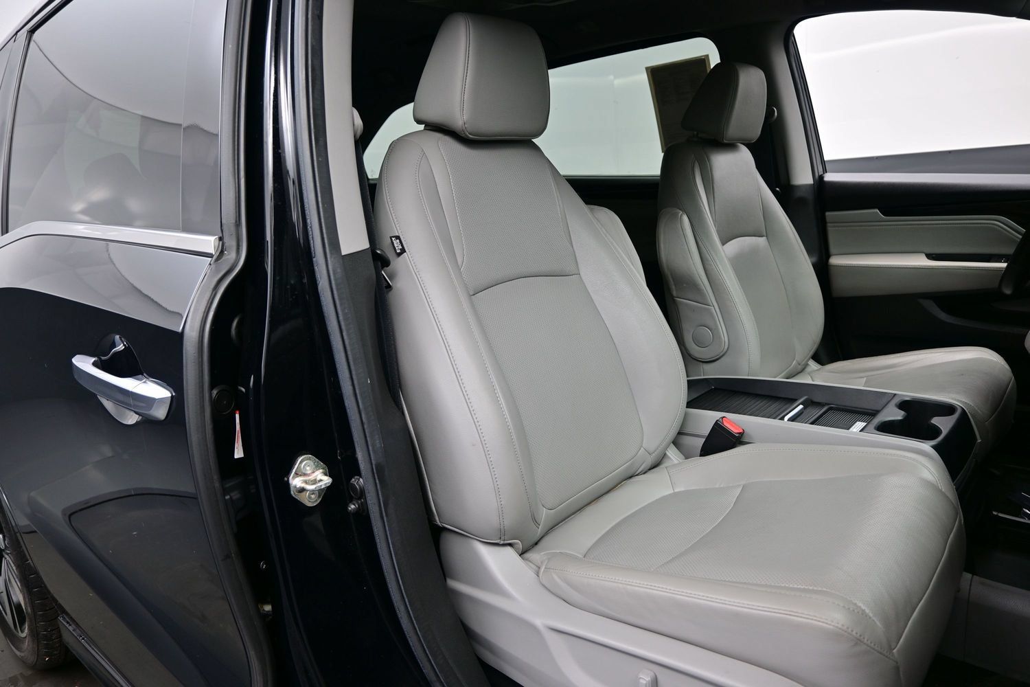 Used 2019 Honda Odyssey Elite image 17