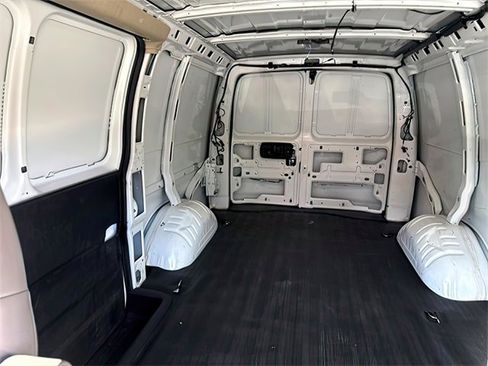 Used 2023 Chevrolet Express 2500 w/ Driver Convenience Package image 20