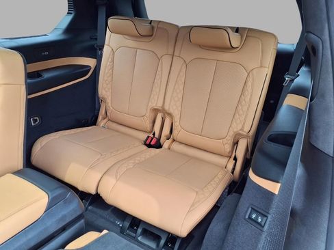New 2026 Jeep Grand Cherokee L Summit AWD/4WD image 25