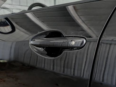 Used 2012 MAZDA MAZDA3 i Grand Touring w/ Tech Pkg FWD image 38