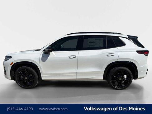 New 2026 Volkswagen Tiguan SE R-Line AWD/4WD image 3