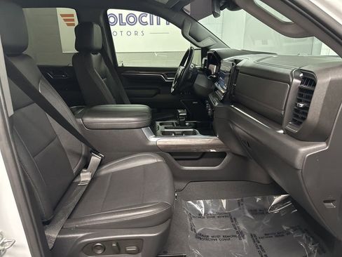 Used 2023 Chevrolet Silverado 1500 LTZ AWD/4WD image 20