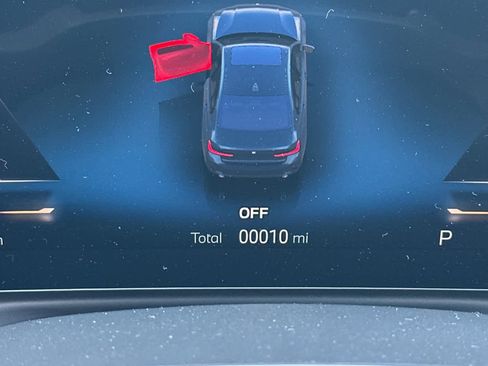 New 2026 BMW 330i Sedan w/ Premium Package RWD image 31