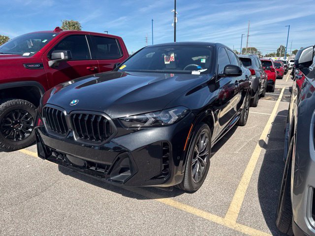 Used 2024 BMW X6 xDrive40i w/ Premium Package AWD/4WD image 1