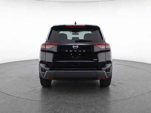 Used 2025 Nissan Rogue SV AWD/4WD image 7