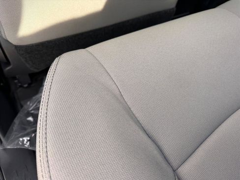 Used 2025 Toyota Tacoma SR5 image 13