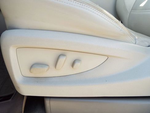 Used 2015 GMC Yukon XL Denali w/ Touring Package image 22